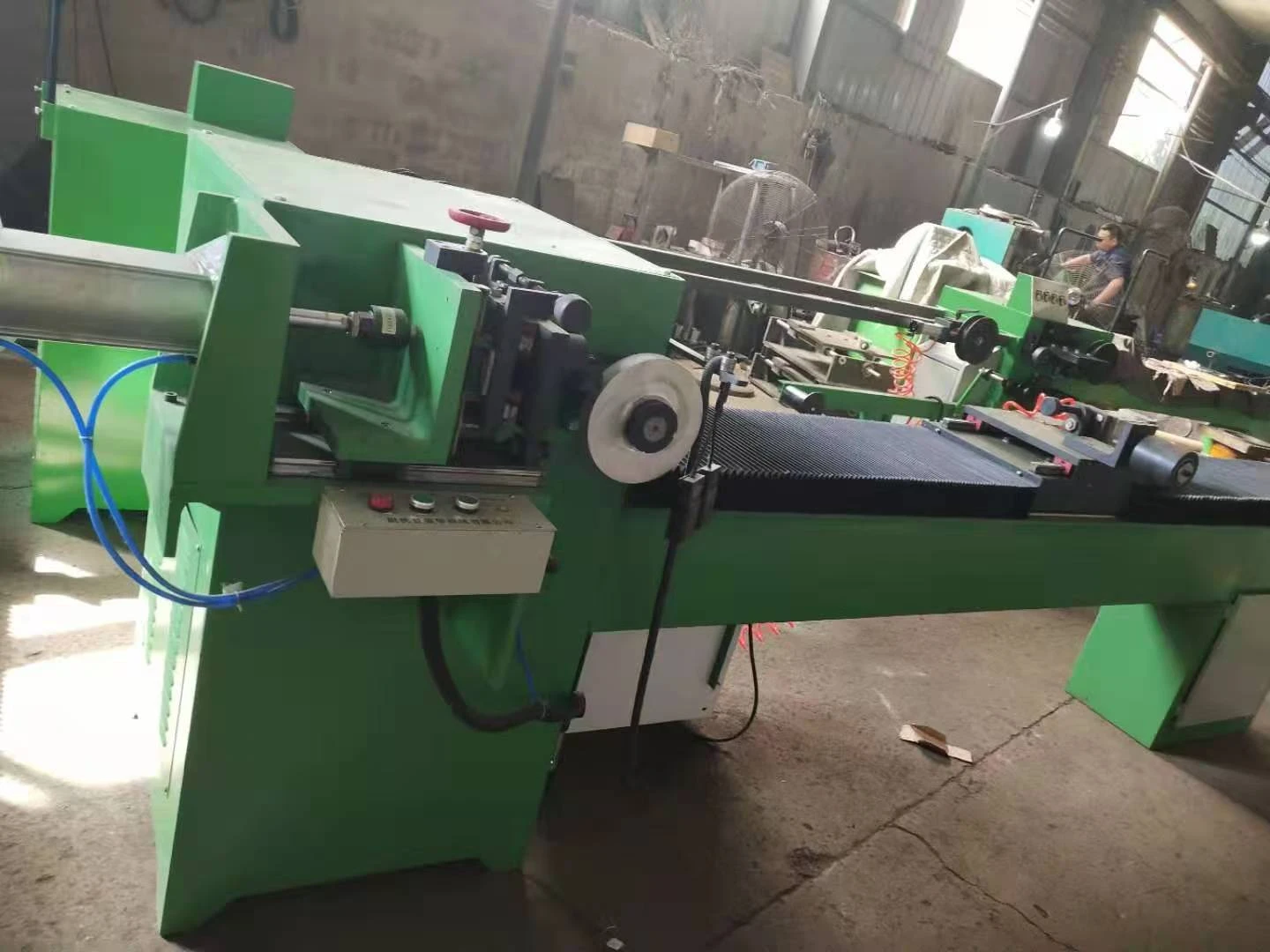 v带倒角机.jpg v带倒角机.jpg